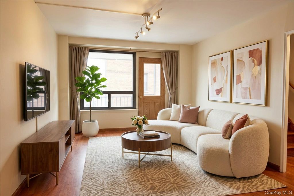 61-25 98th Street 9F, Rego Park, NY 11374