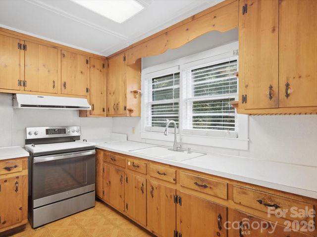 107 Berkley Street, Clover, SC 29710