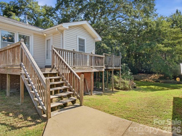 107 Berkley Street, Clover, SC 29710