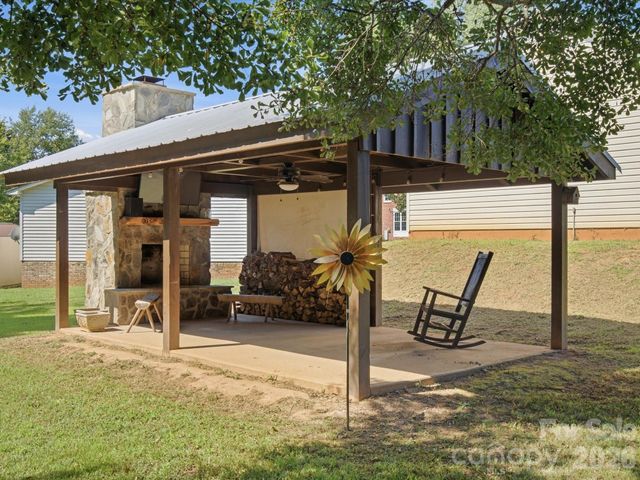 107 Berkley Street, Clover, SC 29710
