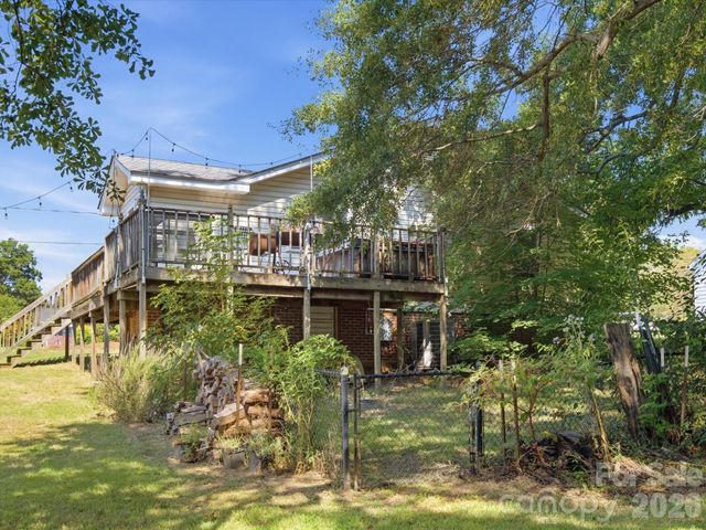 107 Berkley Street, Clover, SC 29710