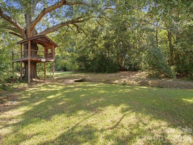 107 Berkley Street, Clover, SC 29710