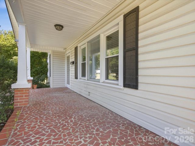 107 Berkley Street, Clover, SC 29710