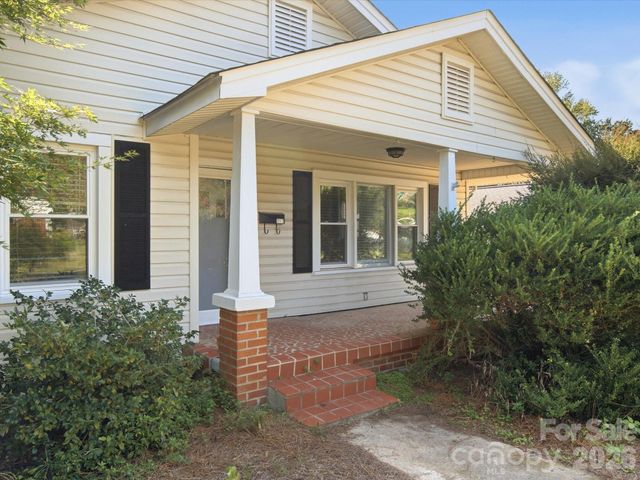 107 Berkley Street, Clover, SC 29710
