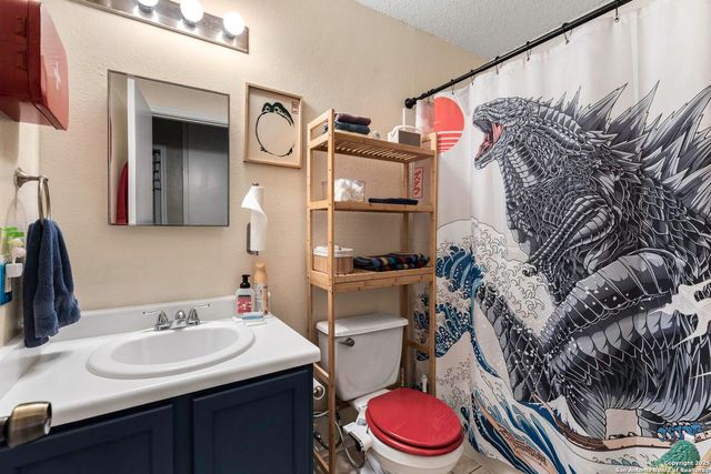 7842 Dueling Oak, San Antonio, TX 78254