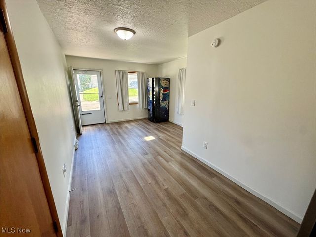 4011 Shanabruck Avenue NW, Canton, OH 44709