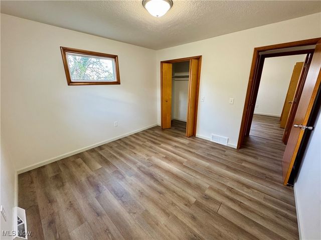 4011 Shanabruck Avenue NW, Canton, OH 44709