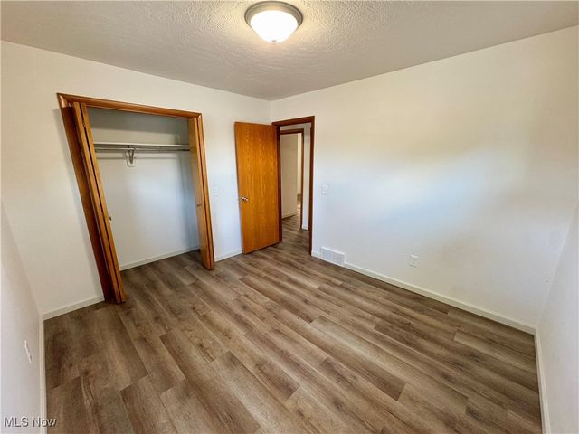 4011 Shanabruck Avenue NW, Canton, OH 44709