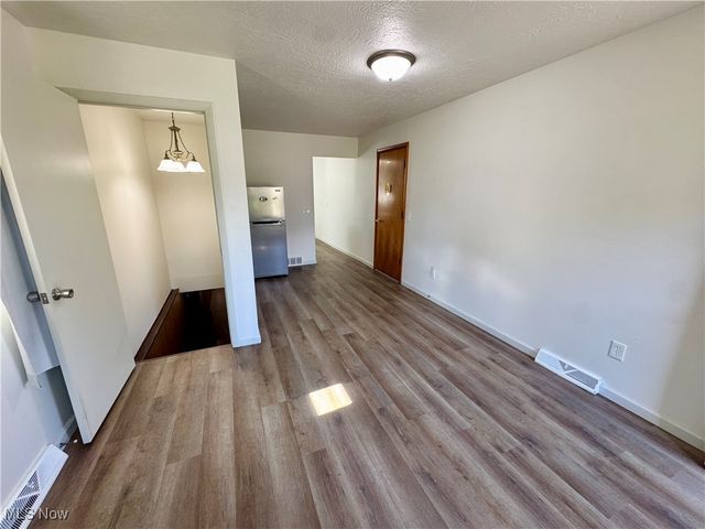 4011 Shanabruck Avenue NW, Canton, OH 44709