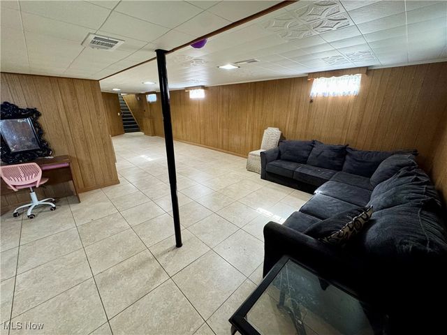 4011 Shanabruck Avenue NW, Canton, OH 44709