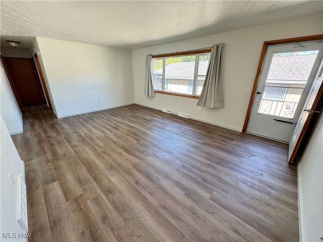 4011 Shanabruck Avenue NW, Canton, OH 44709