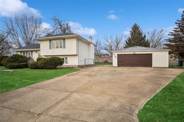 4102 E 25th Street, Des Moines, IA 50317