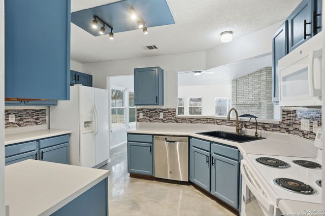 13802 Laurel Hollow, San Antonio, TX 78232