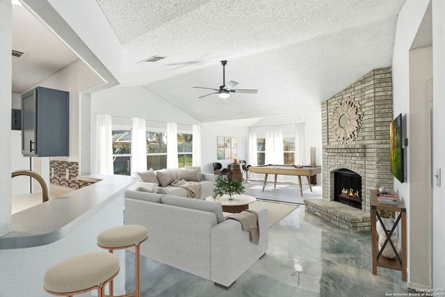 13802 Laurel Hollow, San Antonio, TX 78232