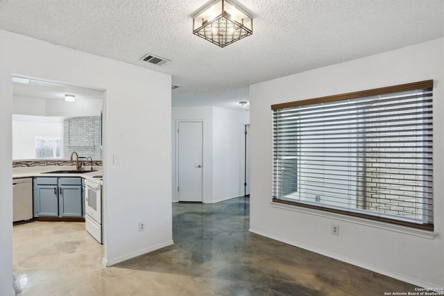 13802 Laurel Hollow, San Antonio, TX 78232