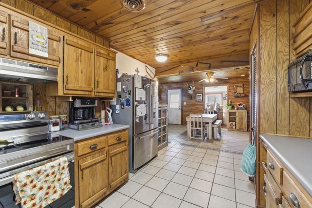 206 Plum Street, Sparta, MO 65753