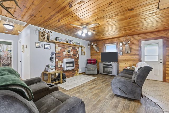 206 Plum Street, Sparta, MO 65753