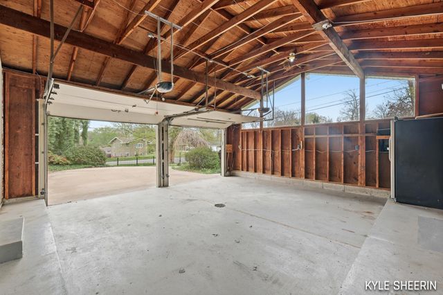 4786 Bonnie Avenue SE, Grand Rapids, MI 49508