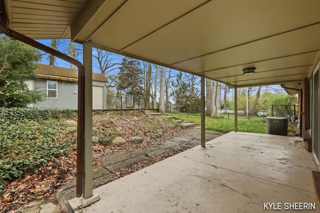4786 Bonnie Avenue SE, Grand Rapids, MI 49508