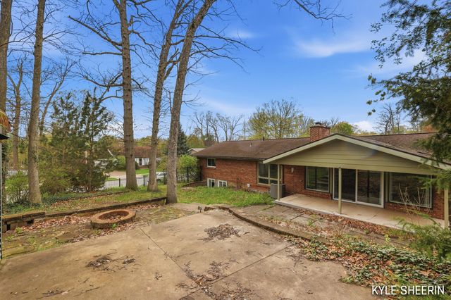 4786 Bonnie Avenue SE, Grand Rapids, MI 49508