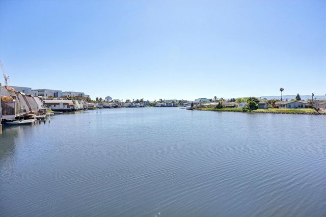 412 Fathom Drive, San Mateo, CA 94404