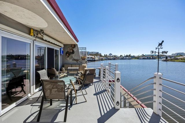 412 Fathom Drive, San Mateo, CA 94404