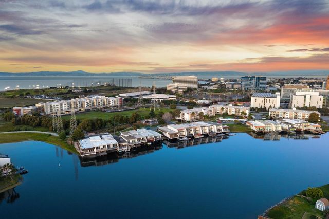 412 Fathom Drive, San Mateo, CA 94404