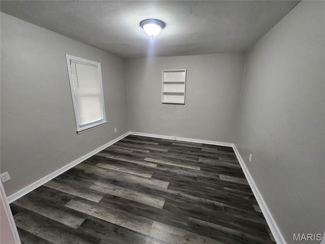 2517 Shirley Avenue, St Louis, MO 63136