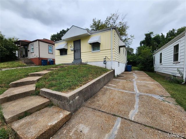 2517 Shirley Avenue, St Louis, MO 63136