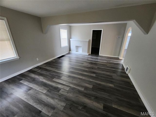 2517 Shirley Avenue, St Louis, MO 63136