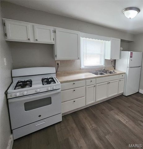 2517 Shirley Avenue, St Louis, MO 63136
