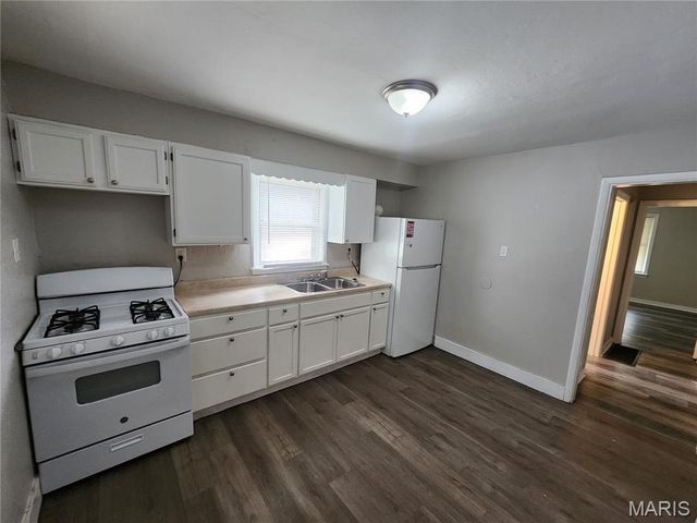 2517 Shirley Avenue, St Louis, MO 63136
