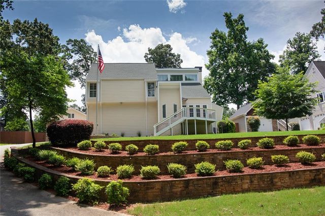 5048 Rebel Ridge Court NW, Peachtree Corners, GA 30092