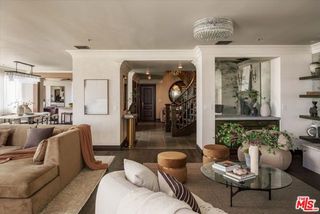 10560 Wilshire Boulevard 2003, Los Angeles, CA 90024
