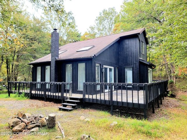 121 OVERLAND Drive, Tobyhanna Twp, PA 18334