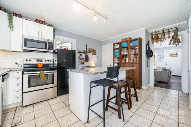 902 Oakshade Avenue, Kannapolis, NC 28083