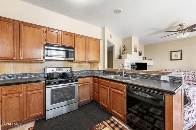 38864 Fruitridge Court, Palmdale, CA 93551