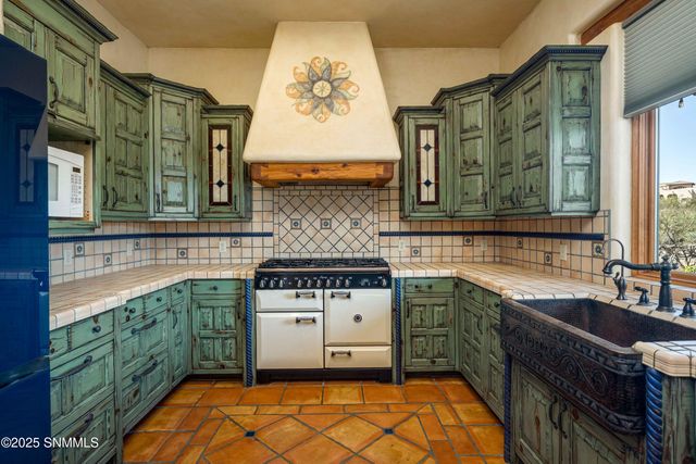 3935 Saguaro Court, Las Cruces, NM 88011