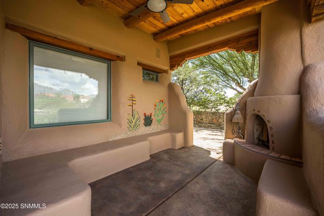 3935 Saguaro Court, Las Cruces, NM 88011