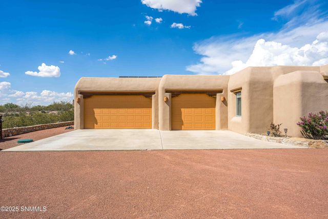 3935 Saguaro Court, Las Cruces, NM 88011