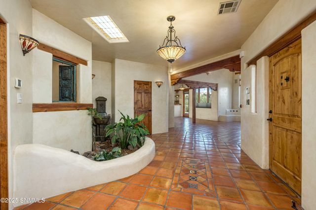 3935 Saguaro Court, Las Cruces, NM 88011