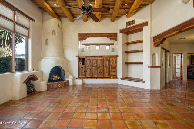 3935 Saguaro Court, Las Cruces, NM 88011