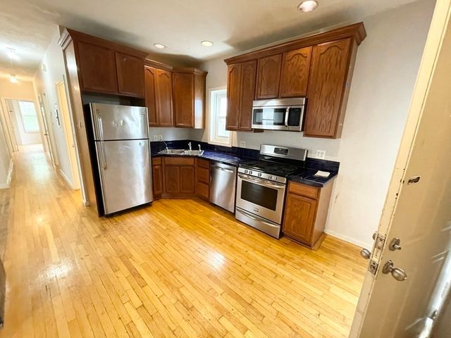 7 Iroquois Street 2, Boston, MA 02120