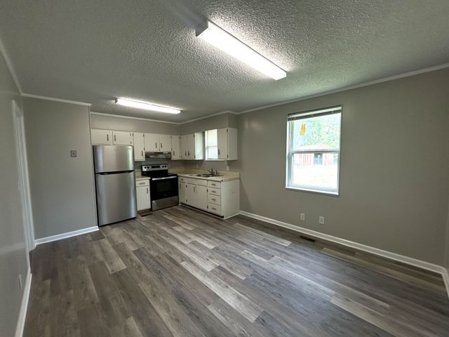 808 Goldcrest Dr, Springfield, TN 37172