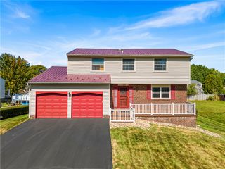 109 Briarwood Ln, Cranberry Twp, PA 16066