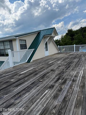 3237 Valley Home Rd, Sevierville, TN 37862