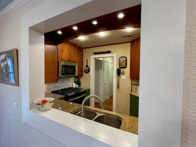 240 East 87th Street, Cut Off, LA 70345