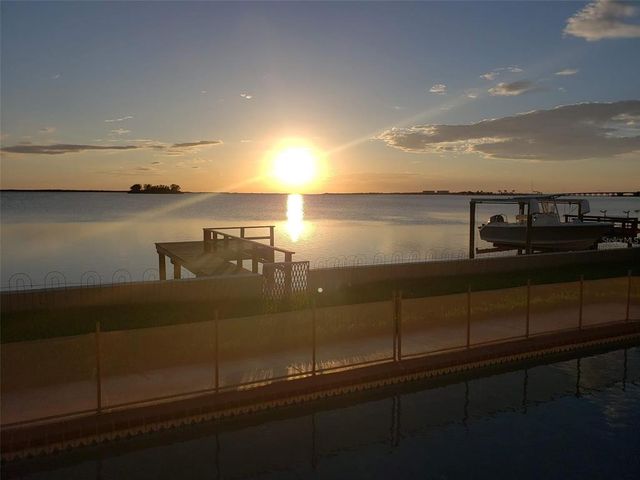 2172 HARBOR VIEW DRIVE, Dunedin, FL 34698