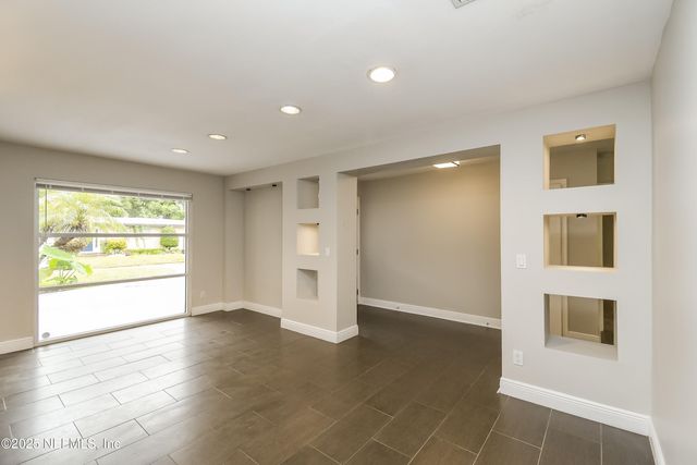 1555 SHIRL Lane, Jacksonville, FL 32207