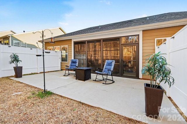 5252 Admirals Landing, Lancaster, SC 29720